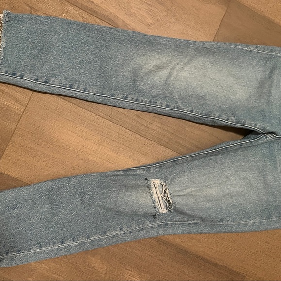 Madewell Light Blue Distressed Jeans - Picture 5 of 5